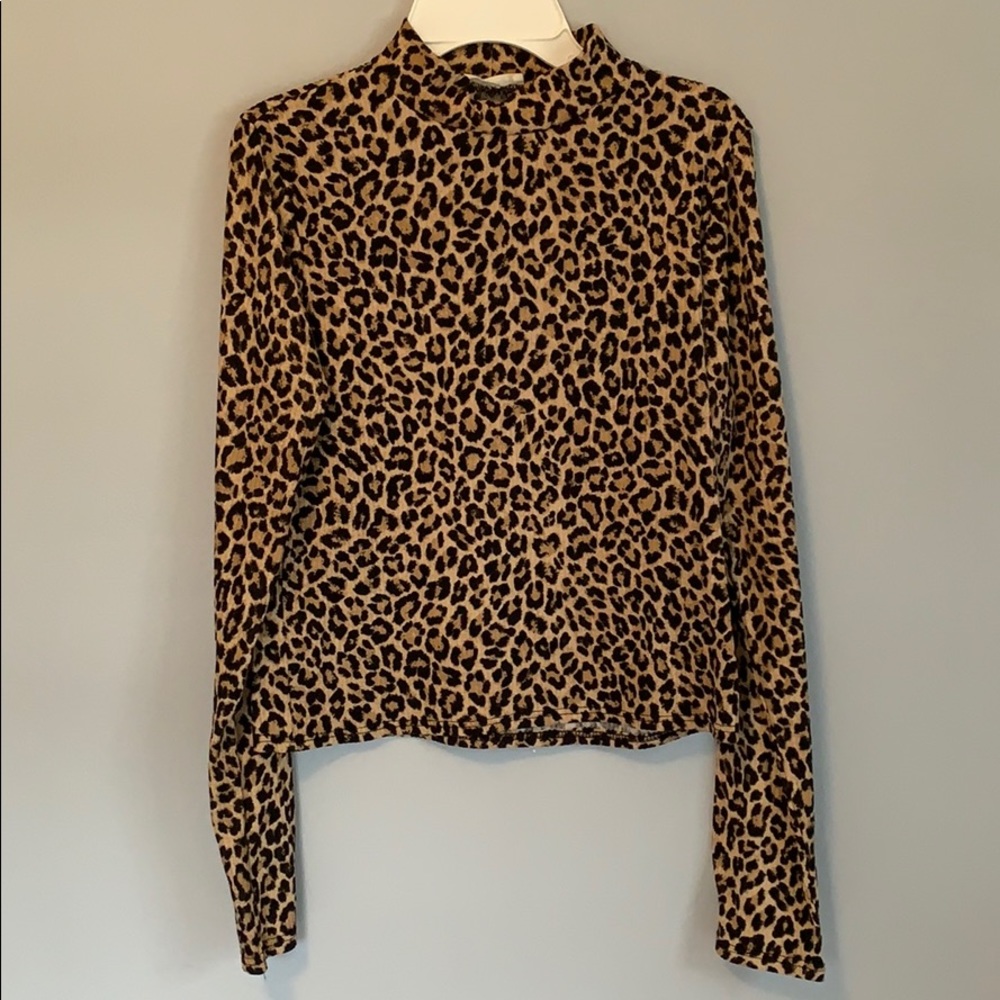 Cheetah print ribbed long sleeve